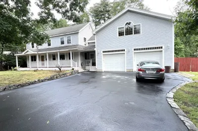 5 Kinney Ave 1