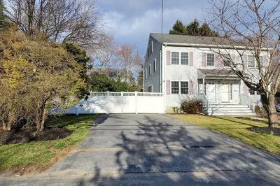 11 Highlandview Ave #11 1
