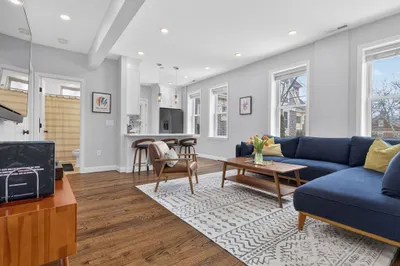 3 Roslin Street #2