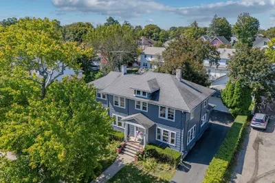 15 Byron Ave 1
