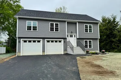 366 Main Street 1