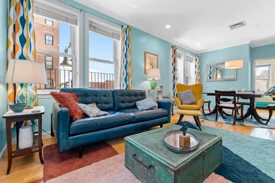464 Hanover Street #2