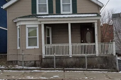 17 Langley Street