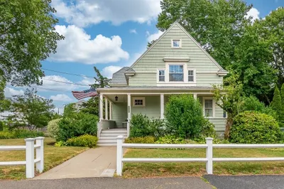 230 Cedar St
