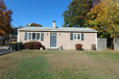 16 Dorothy Ave 1