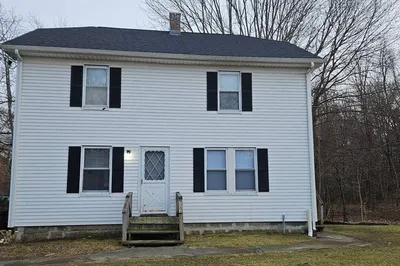 378 Boston Rd W 1