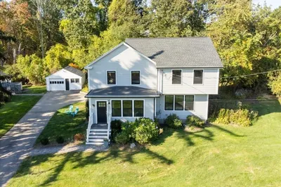 36 Fisher Road 1