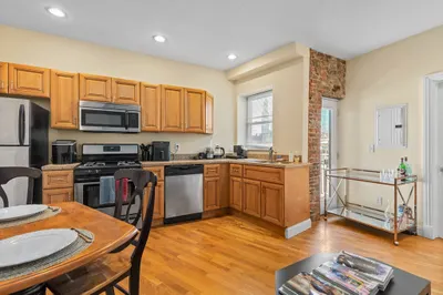 59 Endicott St #2