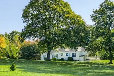 105 N. Main St 1