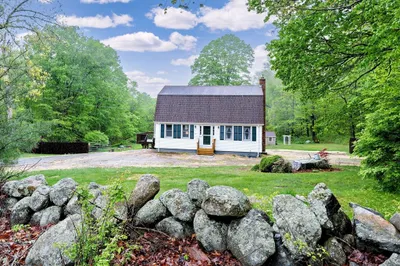 26 Moulton Hill Rd