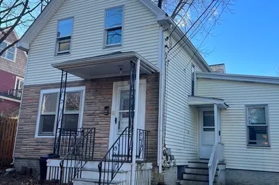 10 Albion Ct.