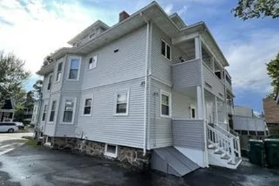 163 Tracy Ave #1
