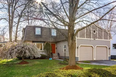 800 West Roxbury Parkway 1