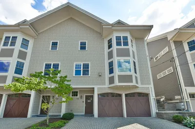 132 Newton St #132 1