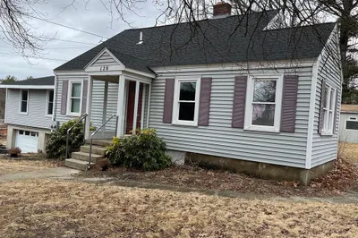 128 Hartford Ave 1