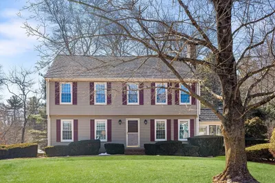 85 Debora Rd