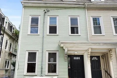 2 Viking Street 1