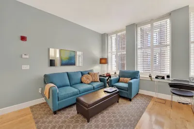 70 Lincoln Street #L414 1