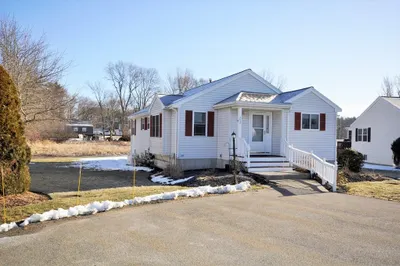 152 Crystal Water Dr #152 1