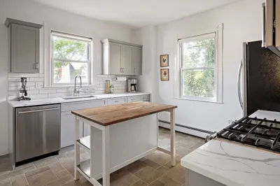 31 Thurston St #3