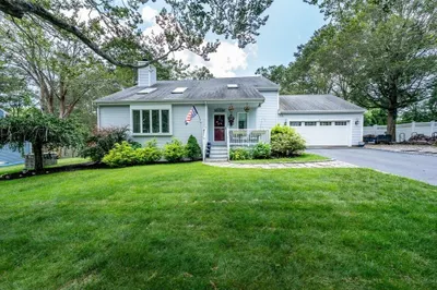 23 Redwood Cir 1