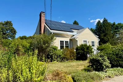 87 Oakland St 1