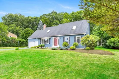 8 Donato Drive 1