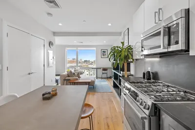 420 W Broadway #503 1