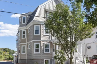83-85 Kenmere Rd #2 1
