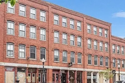 24 Washington St #404 1