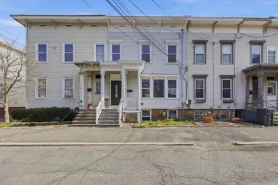 13 Green Ave