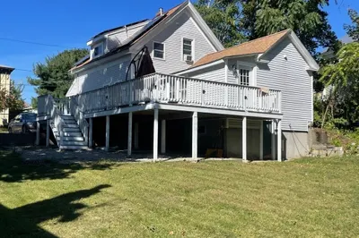40 Chestnut St