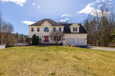 5 Gatehouse Rd 1