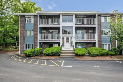 11 Woodcrest Ct #3
