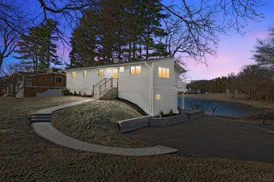 98 Paquin Drive