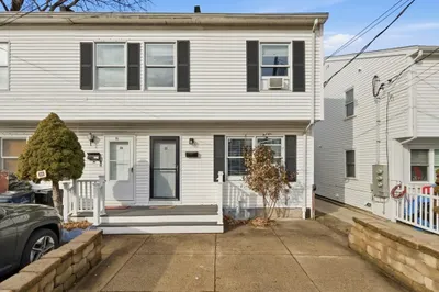 19 Delford St