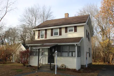 4 Pine St