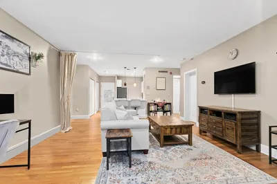 403 Marlborough St #3