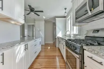 27 Gilbert Rd #2