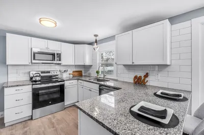 226 Asselin St 1
