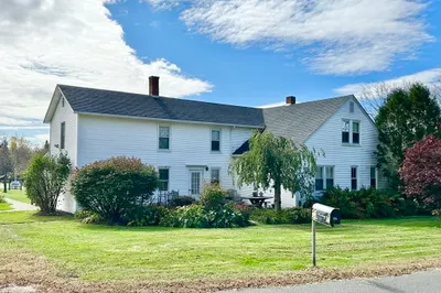 226 Huntington Rd