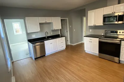 10 Sterling St #1