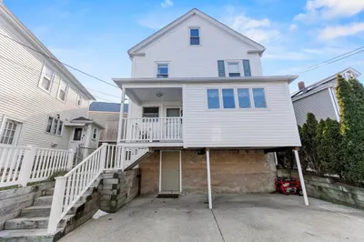 8 Peck Ave