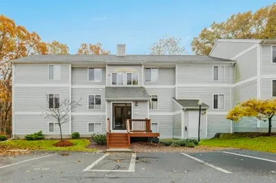 330 Sunderland Rd #87