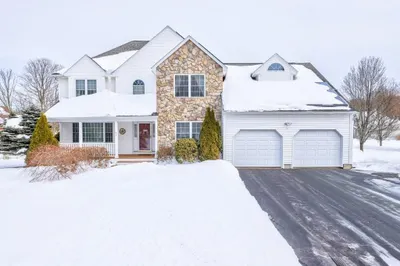 49 Prospect St 1