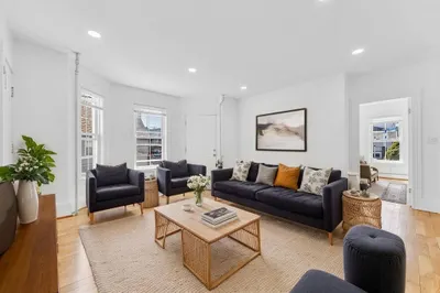 123 Grove St #2