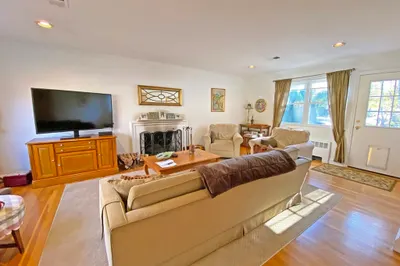 10 Nardone Rd