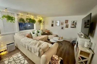 72 Charles St #2