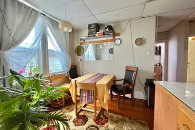 230 Hurley St #3 1