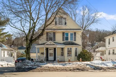 360 Lincoln Ave 1